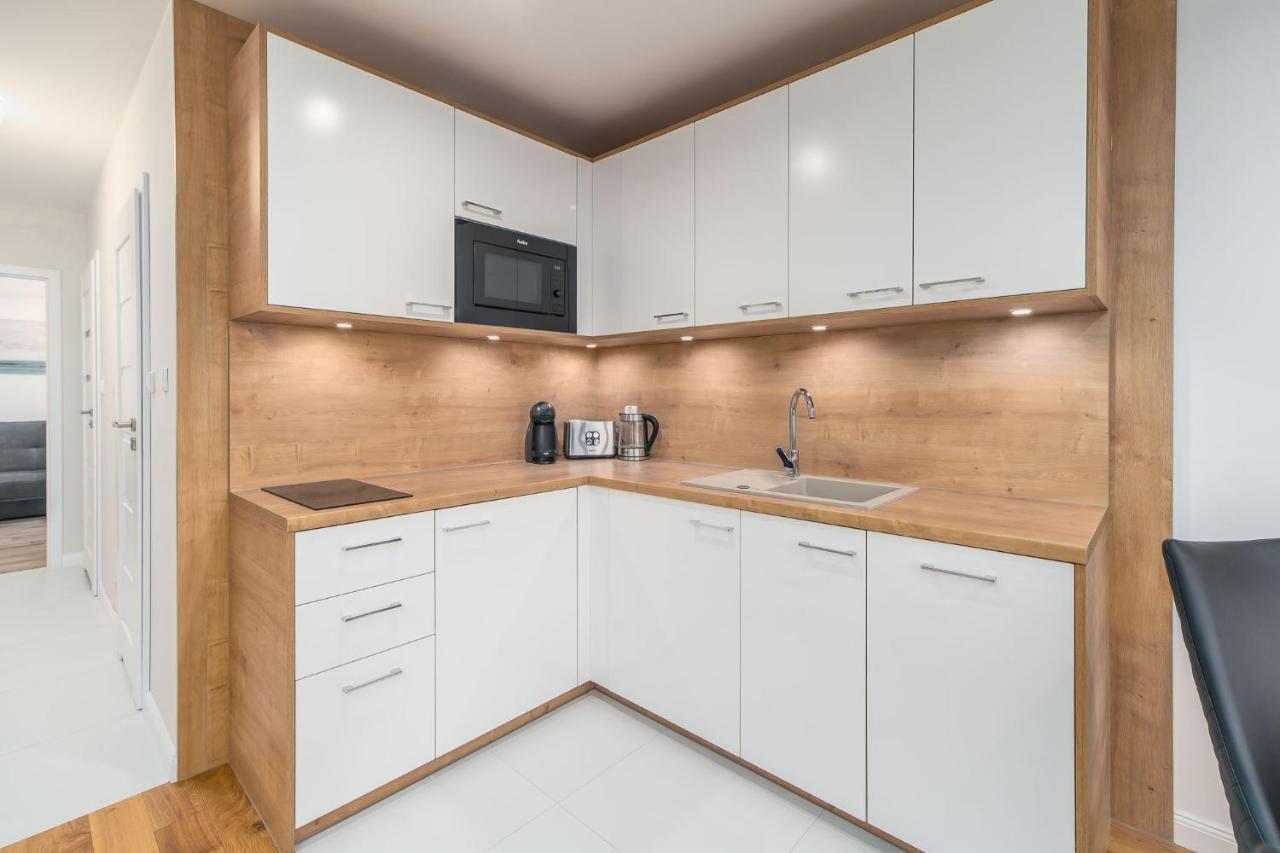Apart111 Apartament Rodzinny 3 Pokoje - 2 Sypialnie- Sauna, Silownia 코워브제크 외부 사진