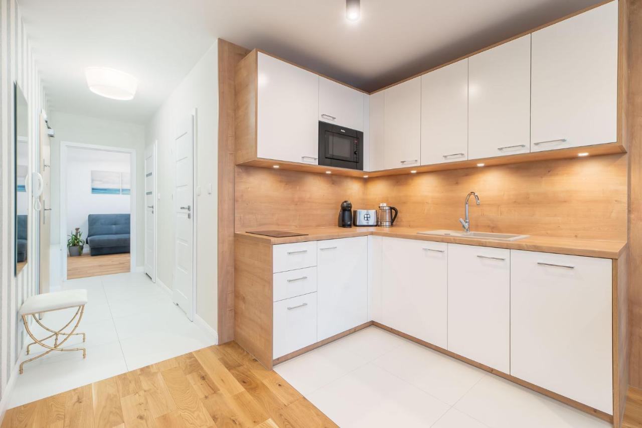Apart111 Apartament Rodzinny 3 Pokoje - 2 Sypialnie- Sauna, Silownia 코워브제크 외부 사진