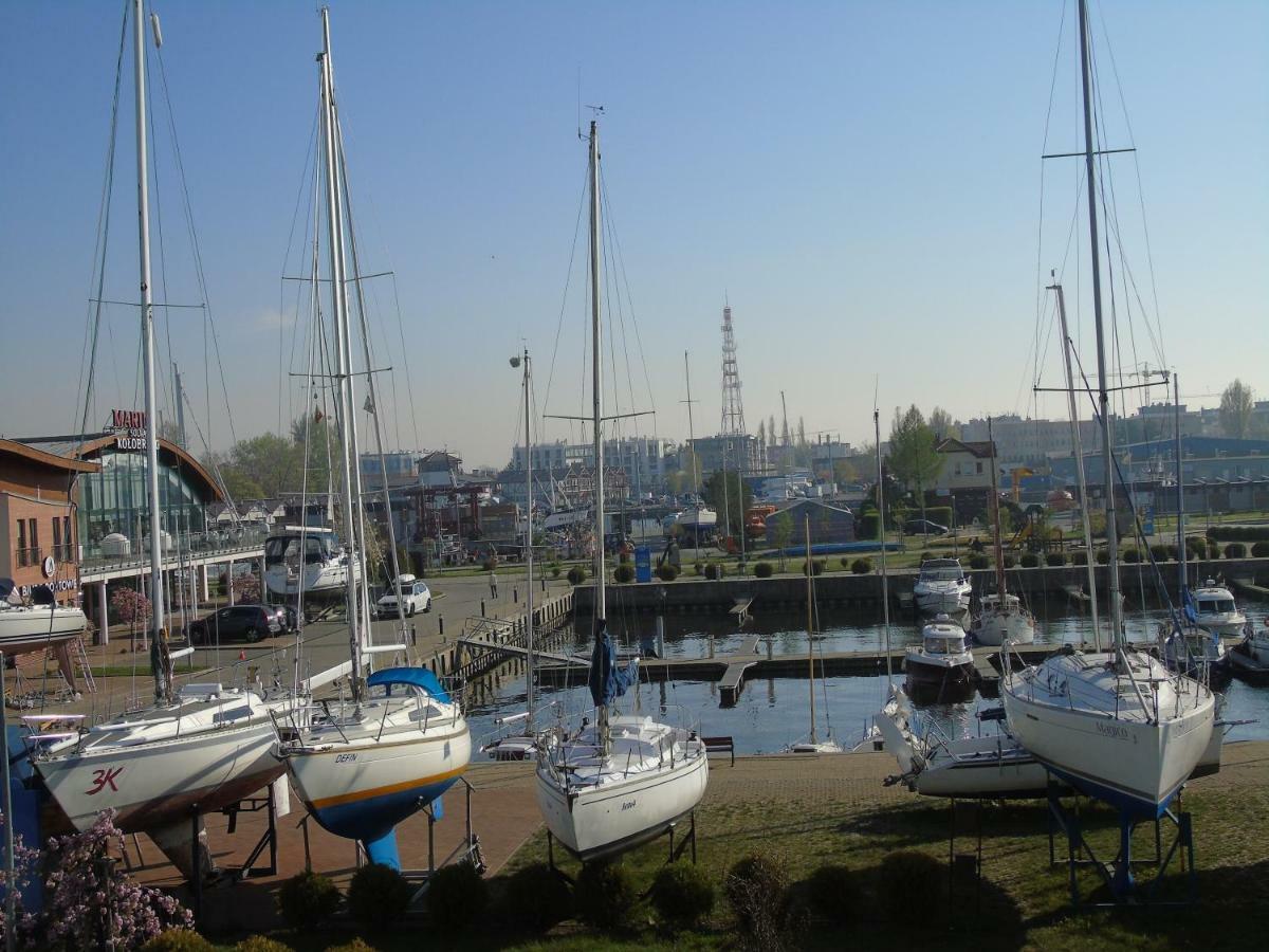 Apart111 Apartament Rodzinny 3 Pokoje - 2 Sypialnie- Sauna, Silownia 코워브제크 외부 사진